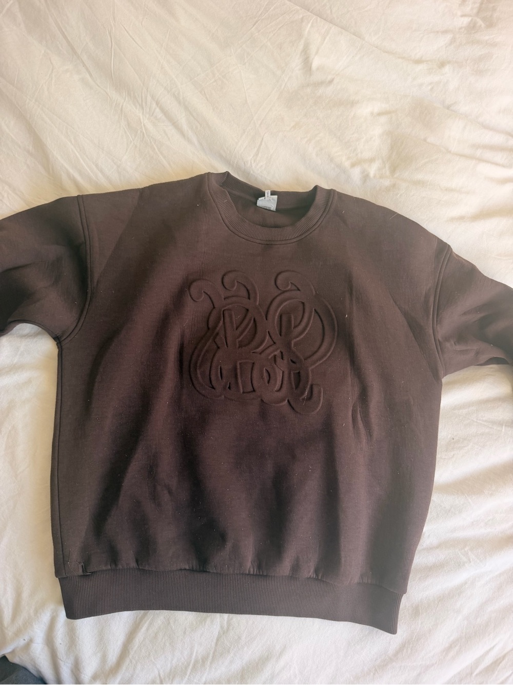 Baum und Pferdgarten Embossed Logo Sweatshirt – Brown – Size M